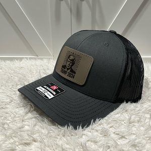 Trucker SnapBack Richardson 112 hat TRUMP mugshot